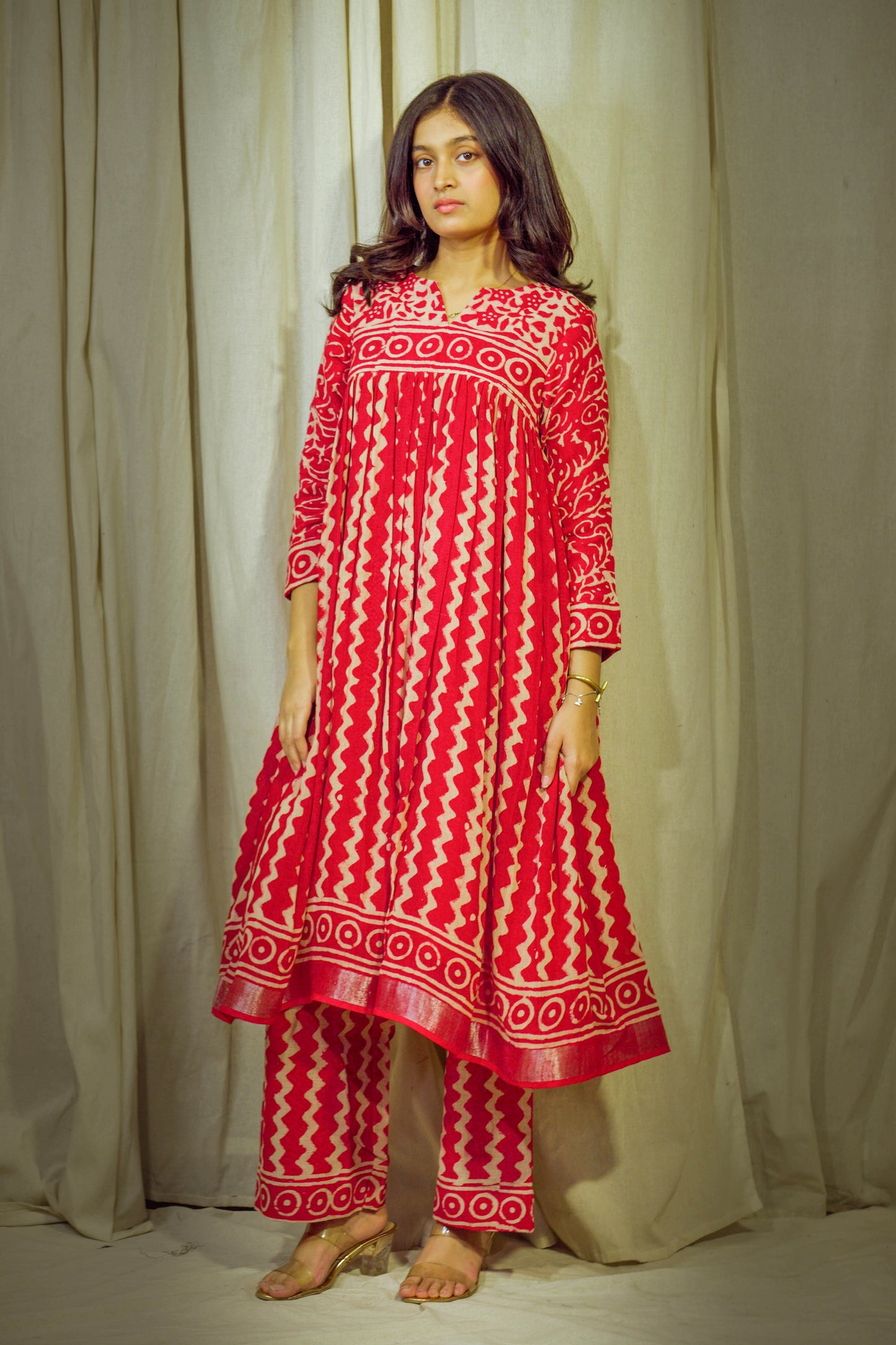 Tamarasya – Block-Printed Linen Ensemble