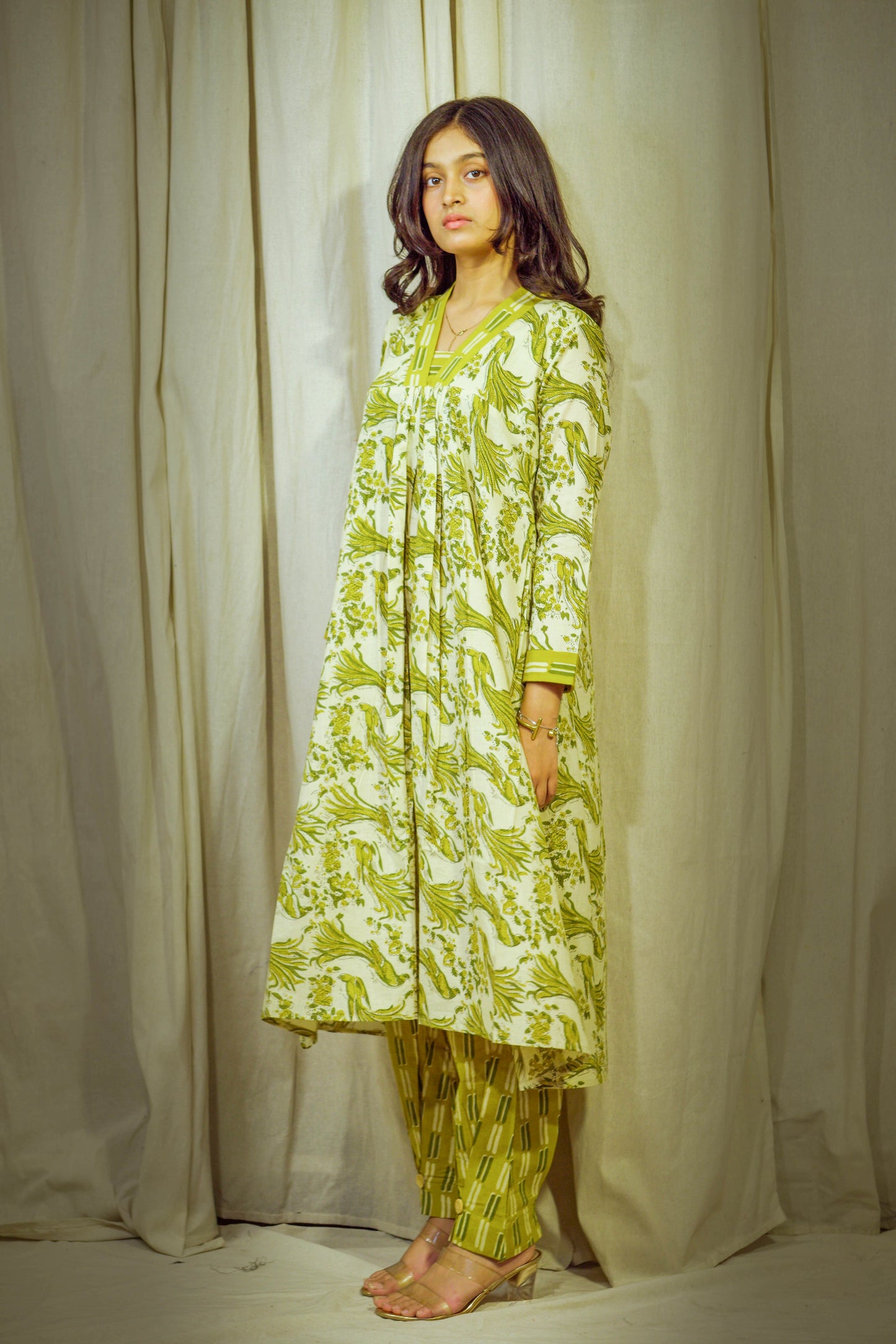 MayuraVeer – Parrot Green Block-Printed Cotton Tunic Set