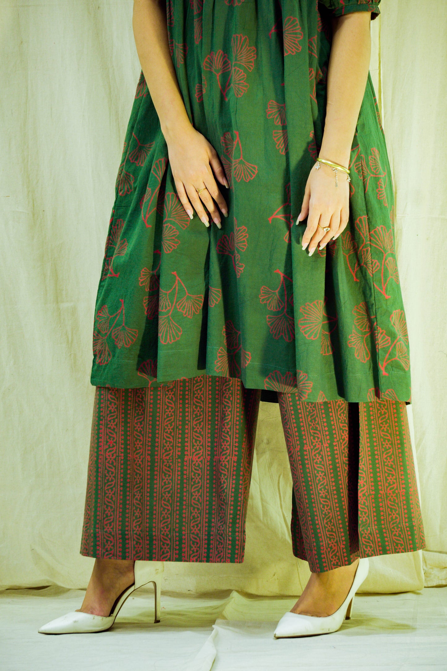 Earthen Bloom – Kachhi Cotton Pant Kurta Set