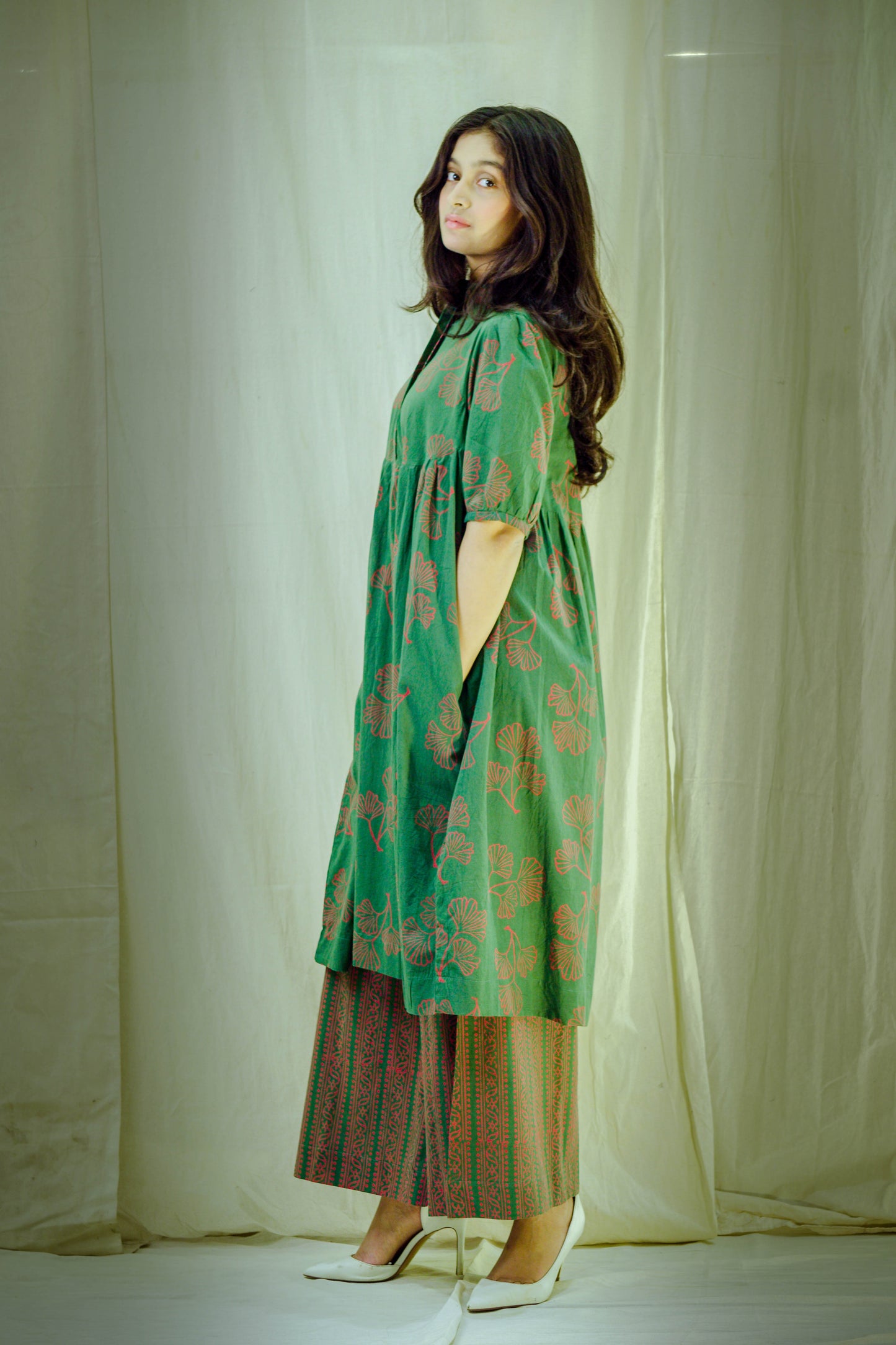 Earthen Bloom – Kachhi Cotton Pant Kurta Set
