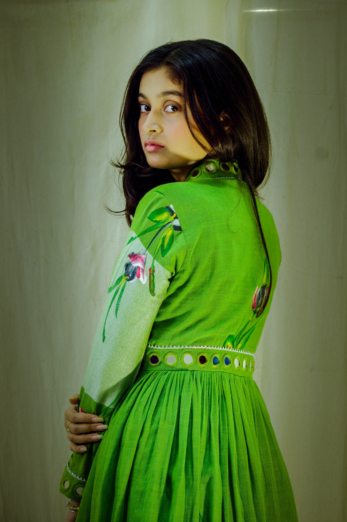Verdant Muse – Pure Linen Hand-Painted Dress