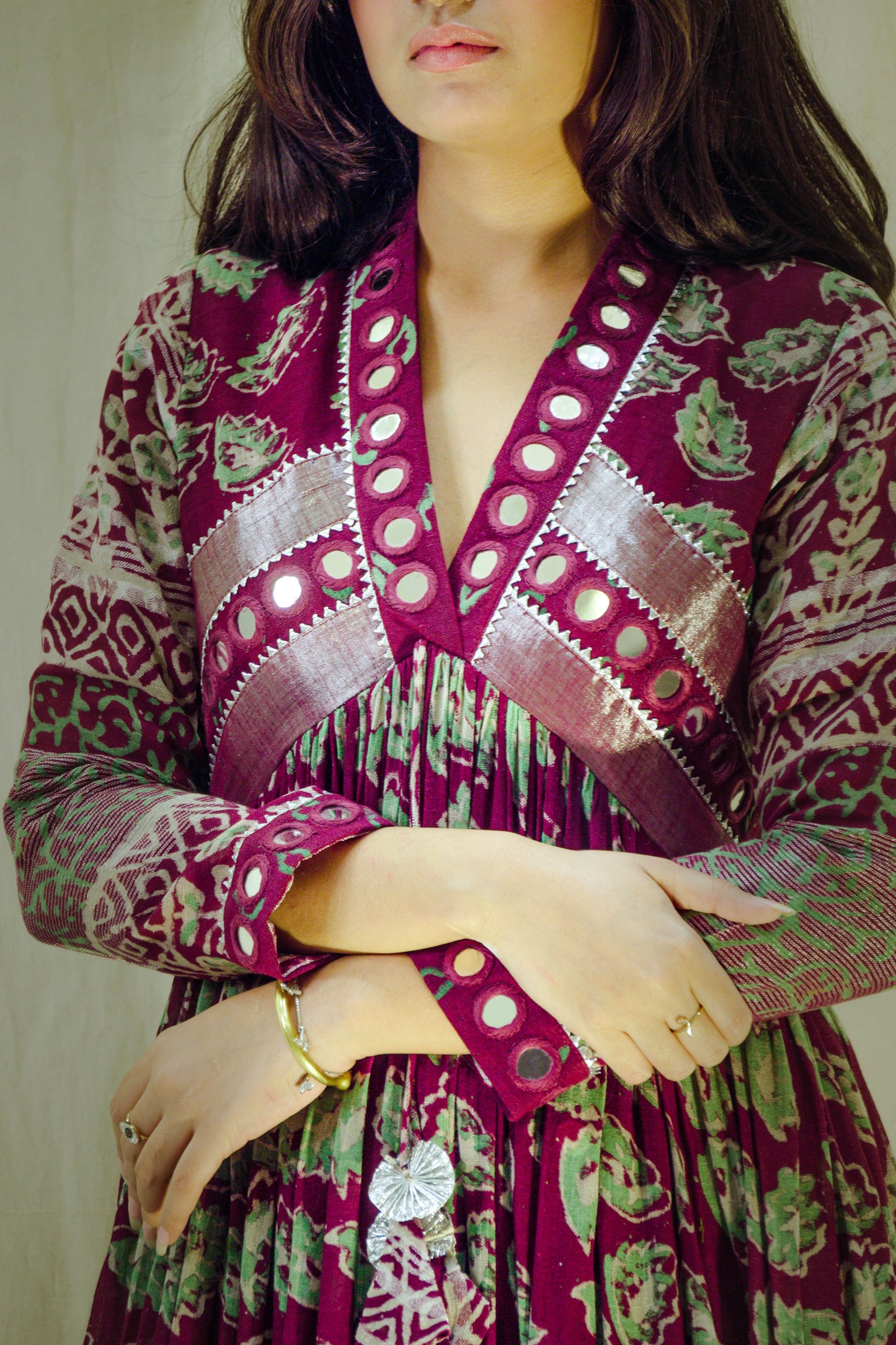 Verdant Aura – Pure Linen Kalamkari Leaf Dress