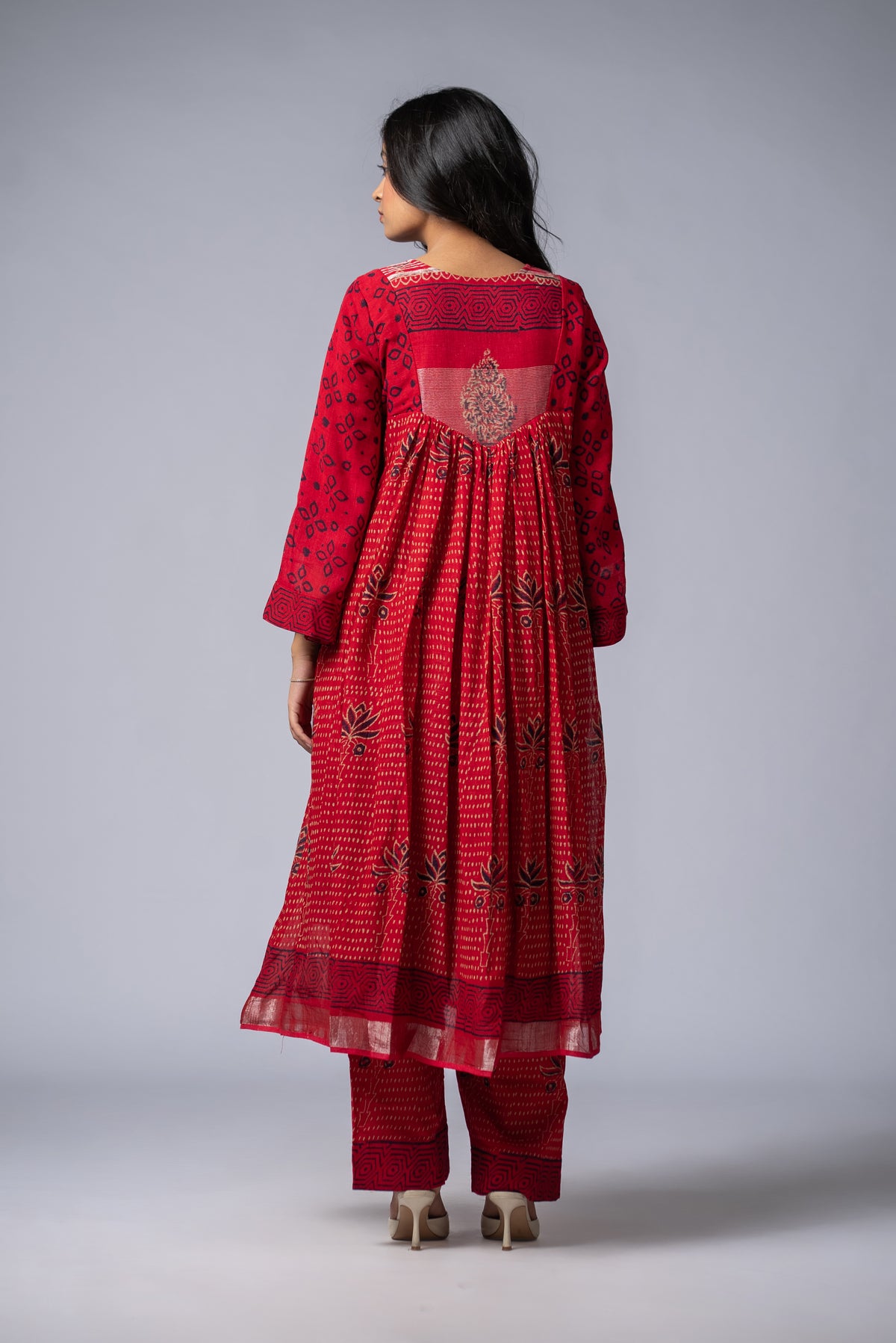 Raktrekha Pant Kurta Set