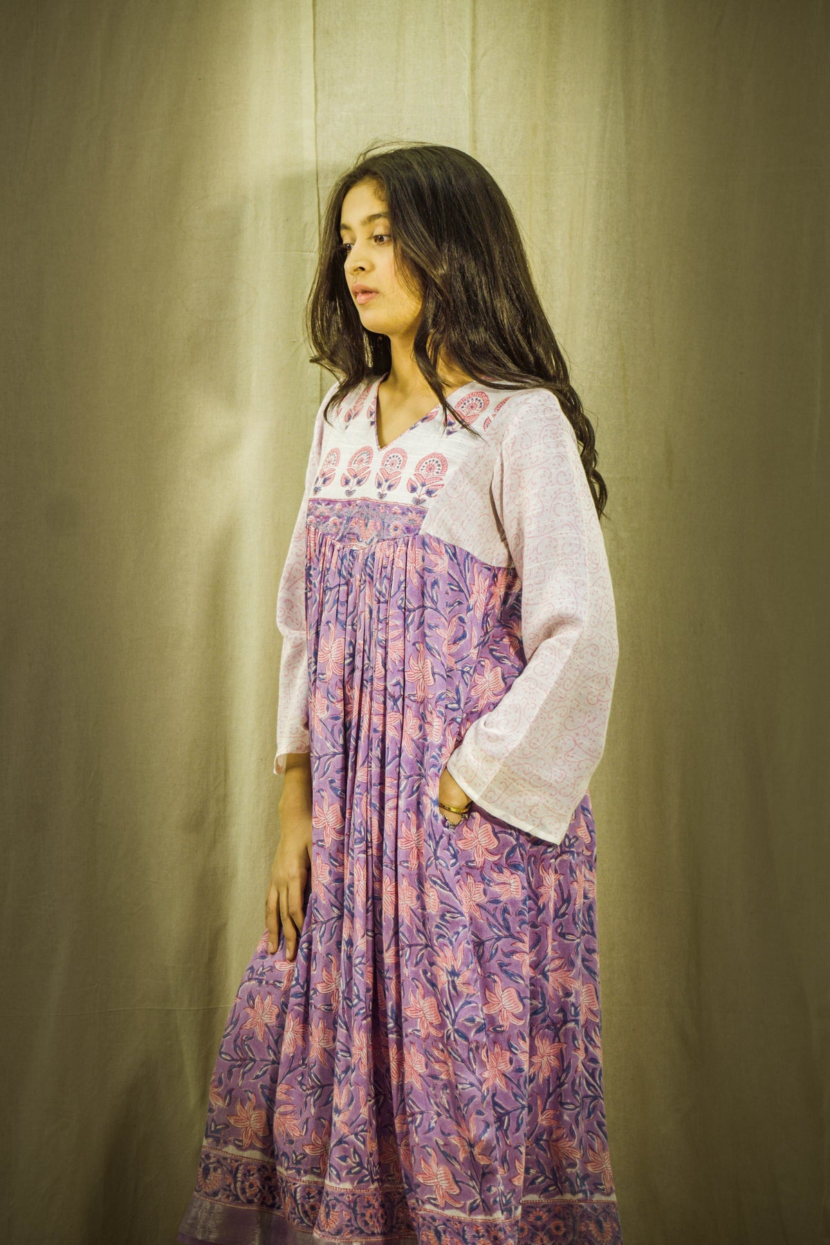 Aabha Kalamkari Linen Yoke Set