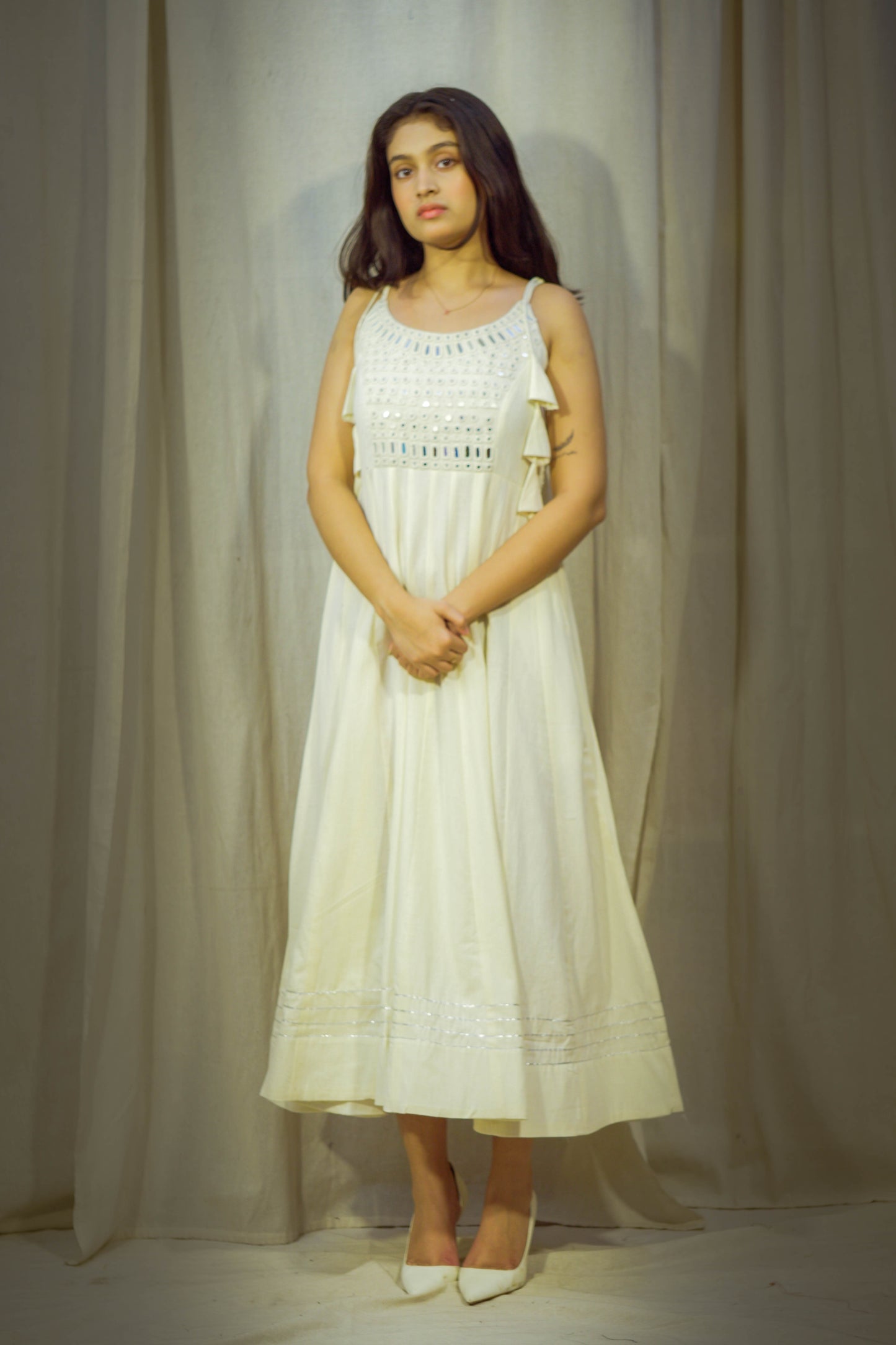 Mrinalini – Cotton Roots by Divas
