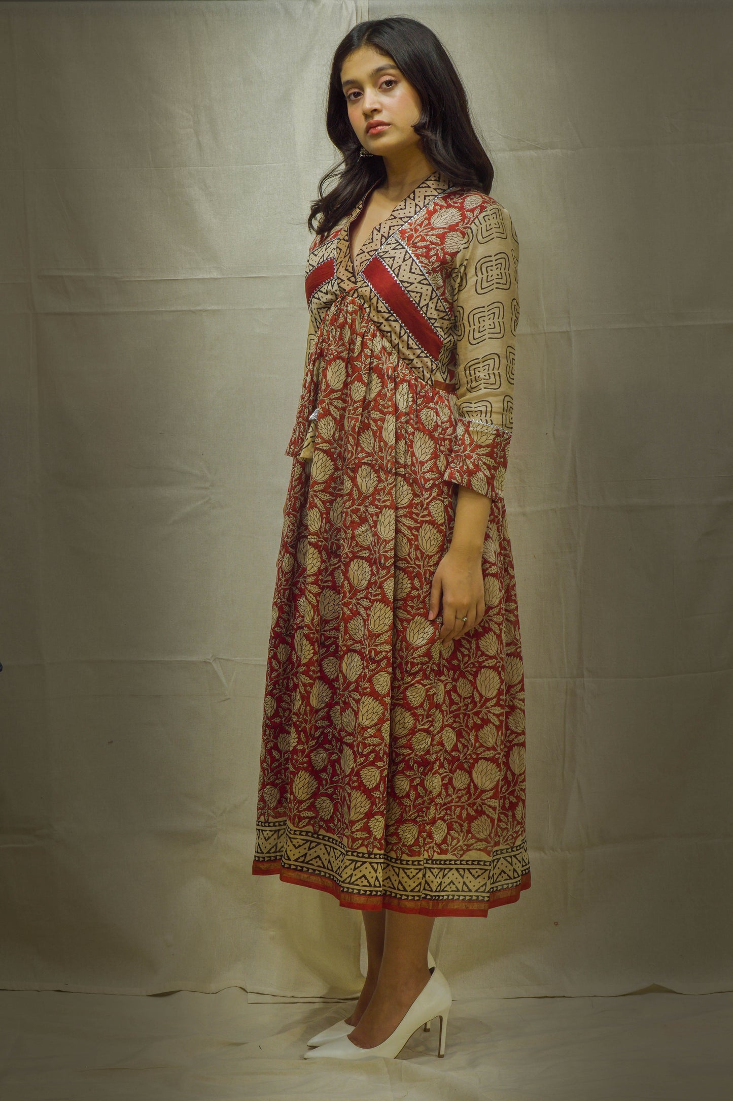 Ina Red-Cream Kalamkari Chanderi Kurti