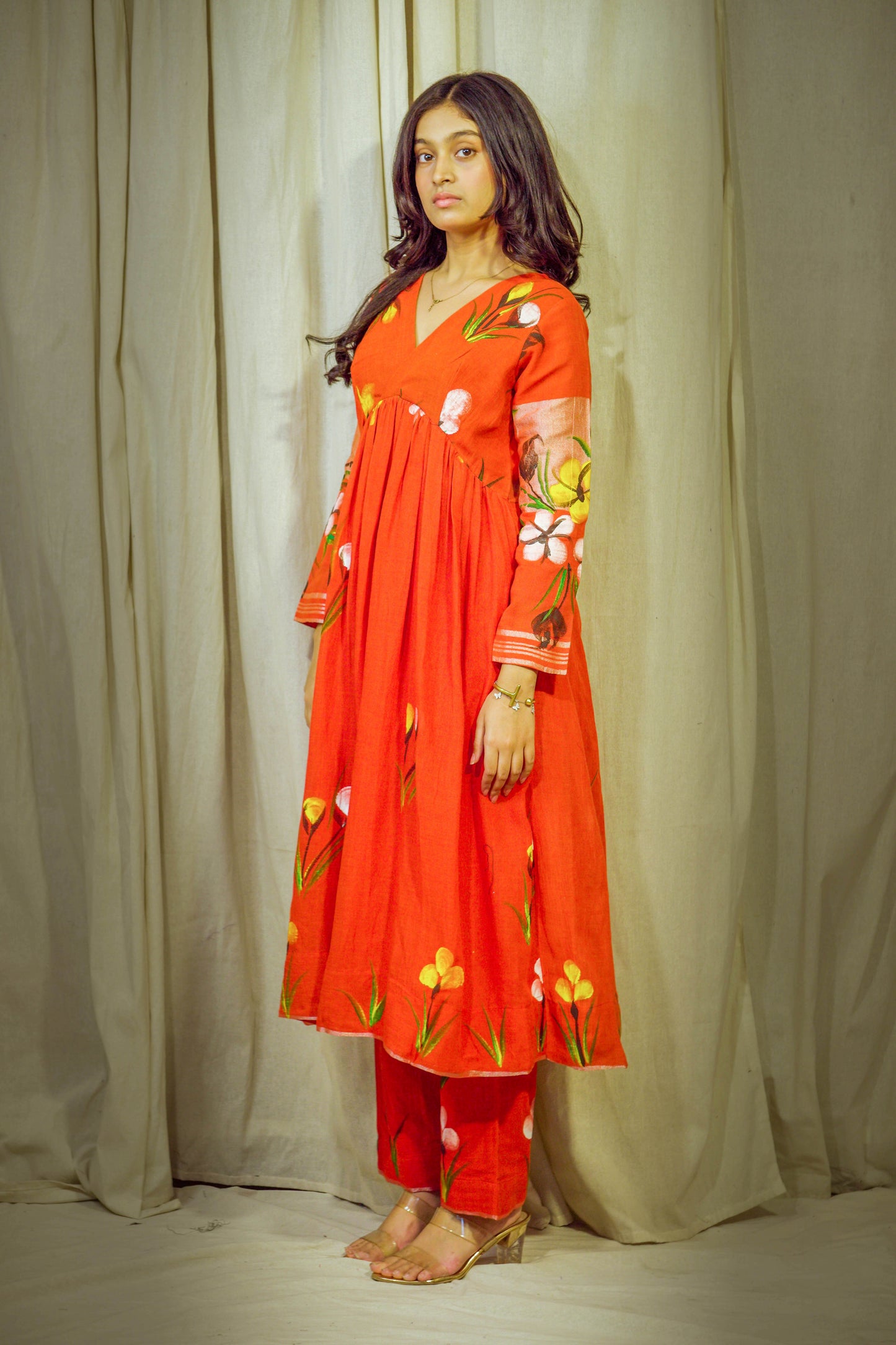 Ruhani Radiance – Hand-Painted Linen Ensemble