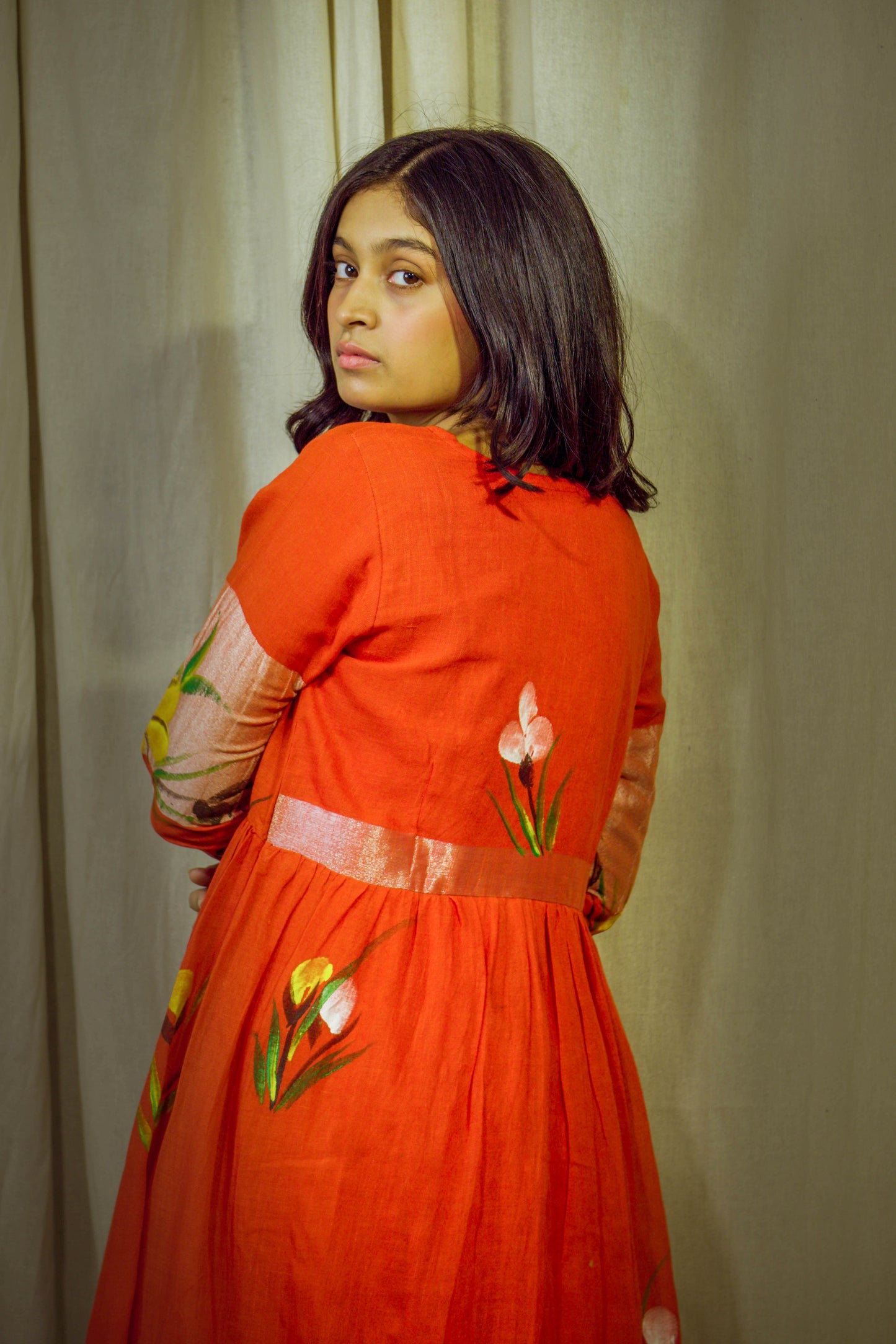 Ruhani Radiance – Hand-Painted Linen Ensemble