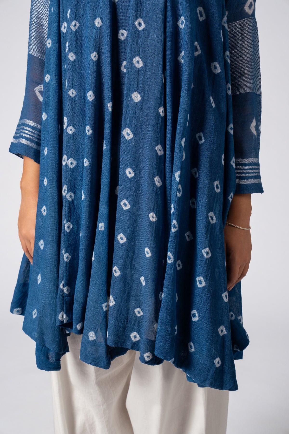 Neelrekha Bandhani Flare Kurta
