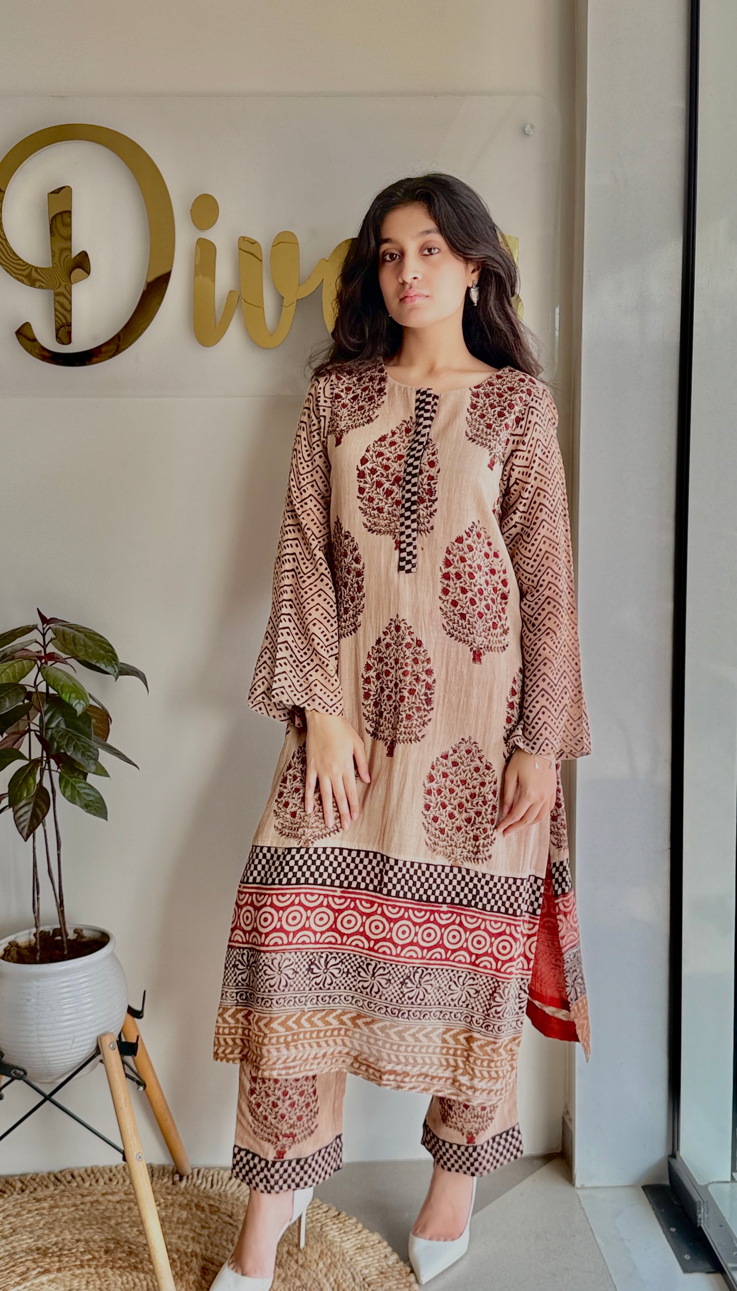 Butti Blossom Linen Set