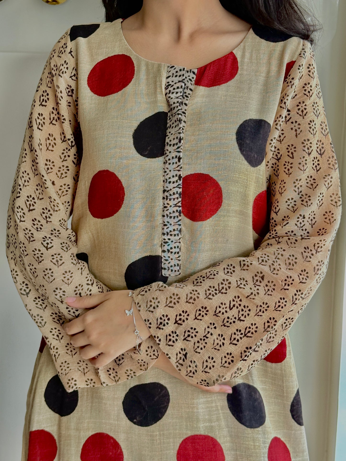 Veerangna Linen Set