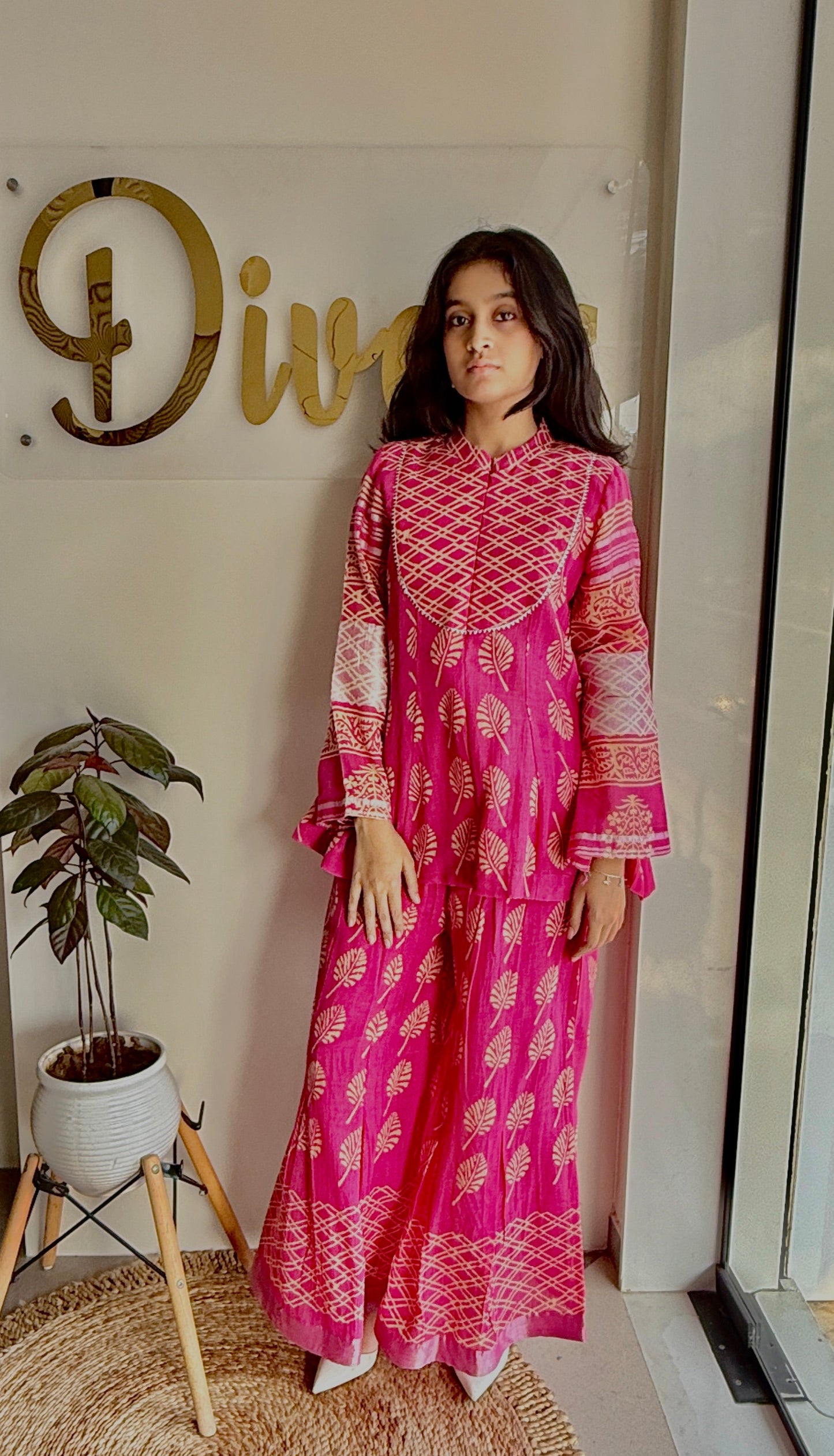 Pavitra Leaf Pure Linen Bell-Sleeve Top & Palazzo Set