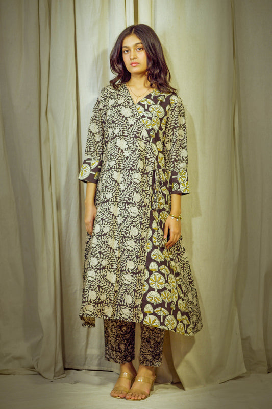 KaariVritta – Black Block-Printed Cotton Angrakha Set