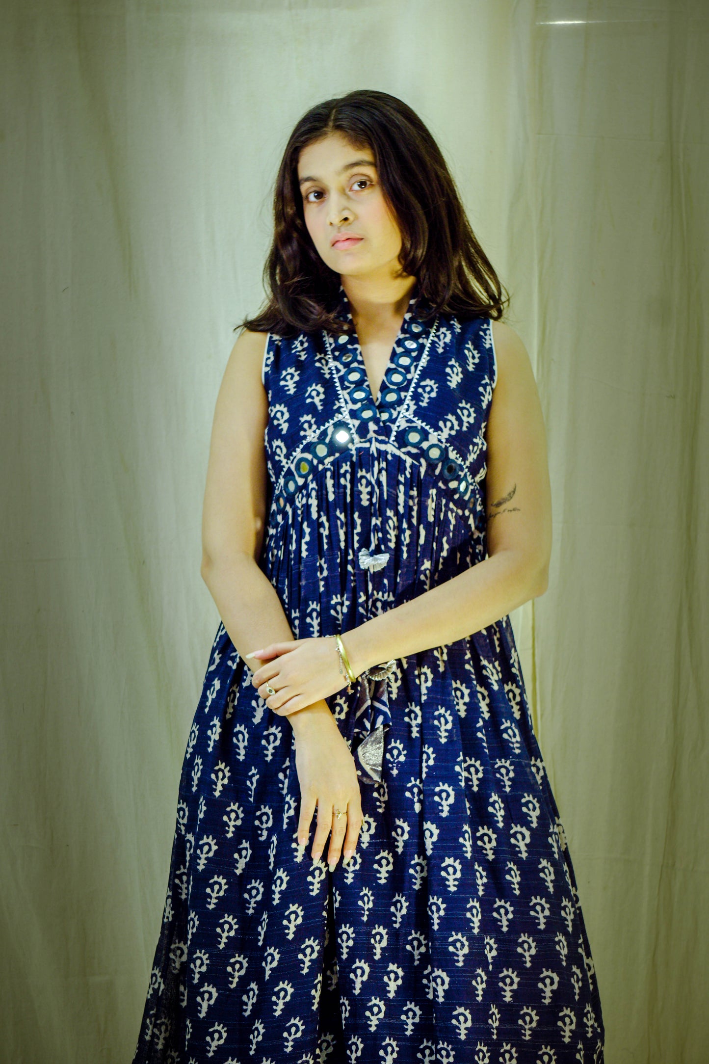 Indigo Aura – Pure Linen Kalamkari Pant–Kurta Set