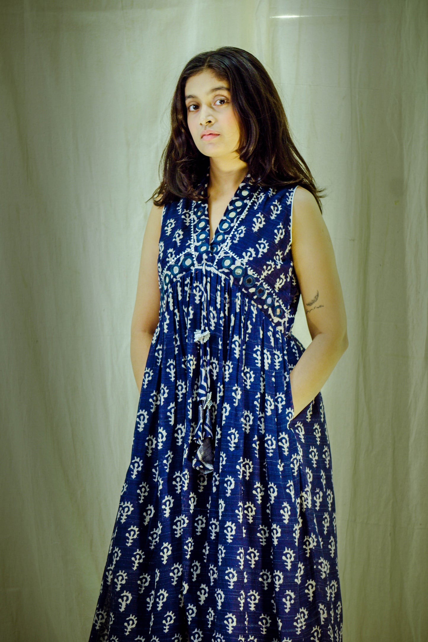 Indigo Aura – Pure Linen Kalamkari Pant–Kurta Set