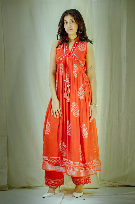 Saffron Muse – Pure Linen Block Print Pant–Kurta Set