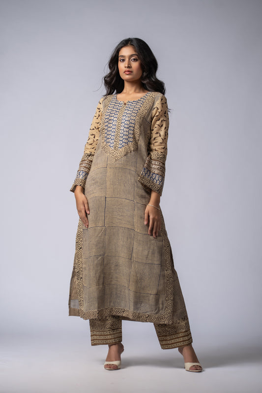 Mehrunnisa Girah Beige Pant Kurta Set