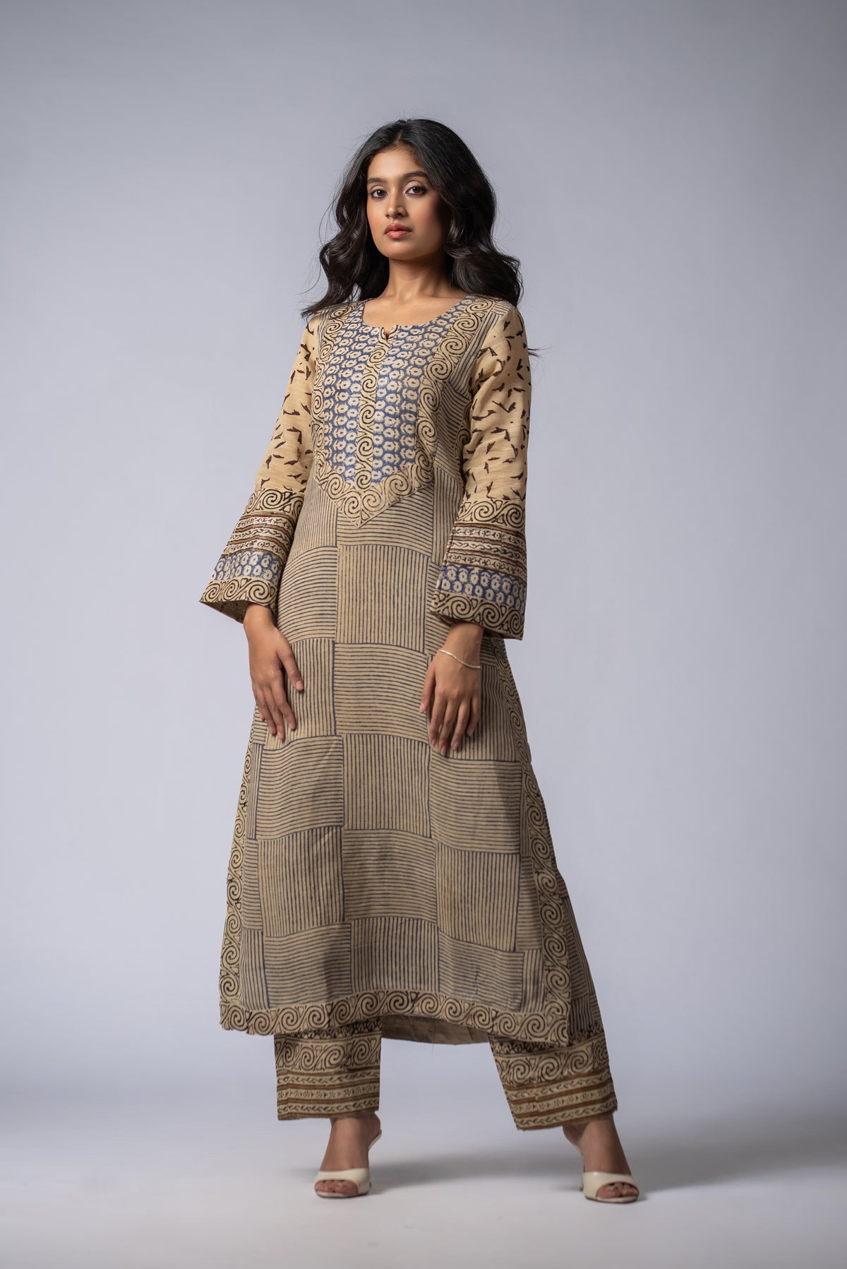 Mehrunnisa Girah Beige Pant Kurta Set
