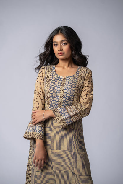 Mehrunnisa Girah Beige Pant Kurta Set