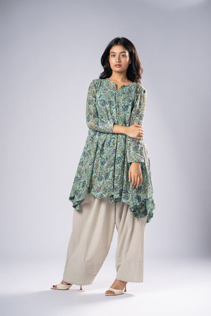 Harini Linen Flare Kurta