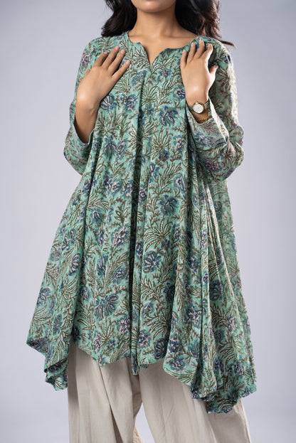 Harini Linen Flare Kurta