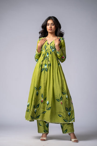 Mallika Harit Pant Kurta Set