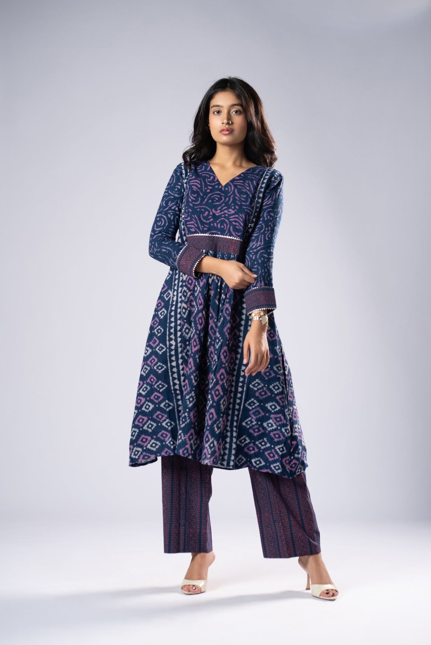 Neelrasa Pant Kurta Set