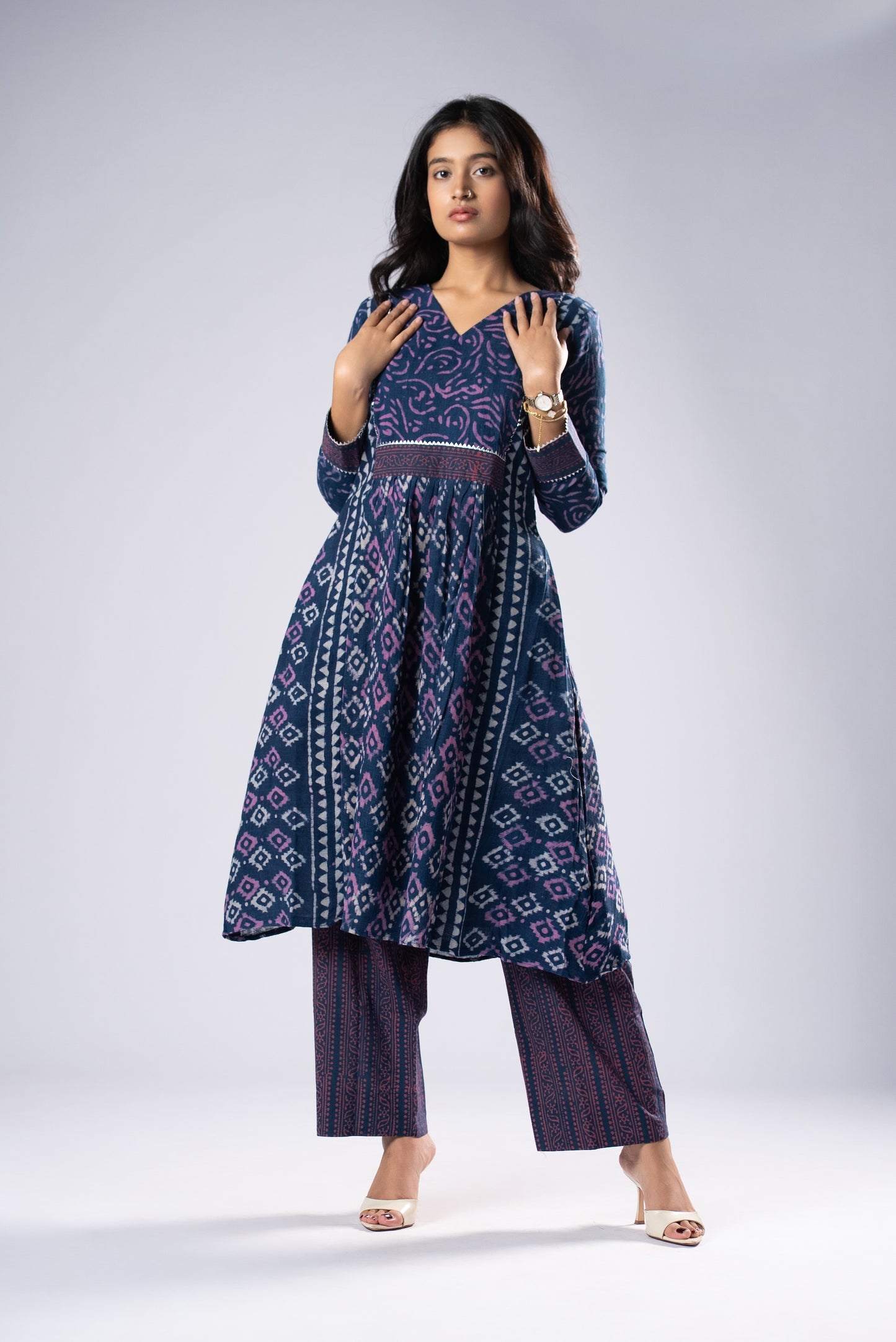 Neelrasa Pant Kurta Set