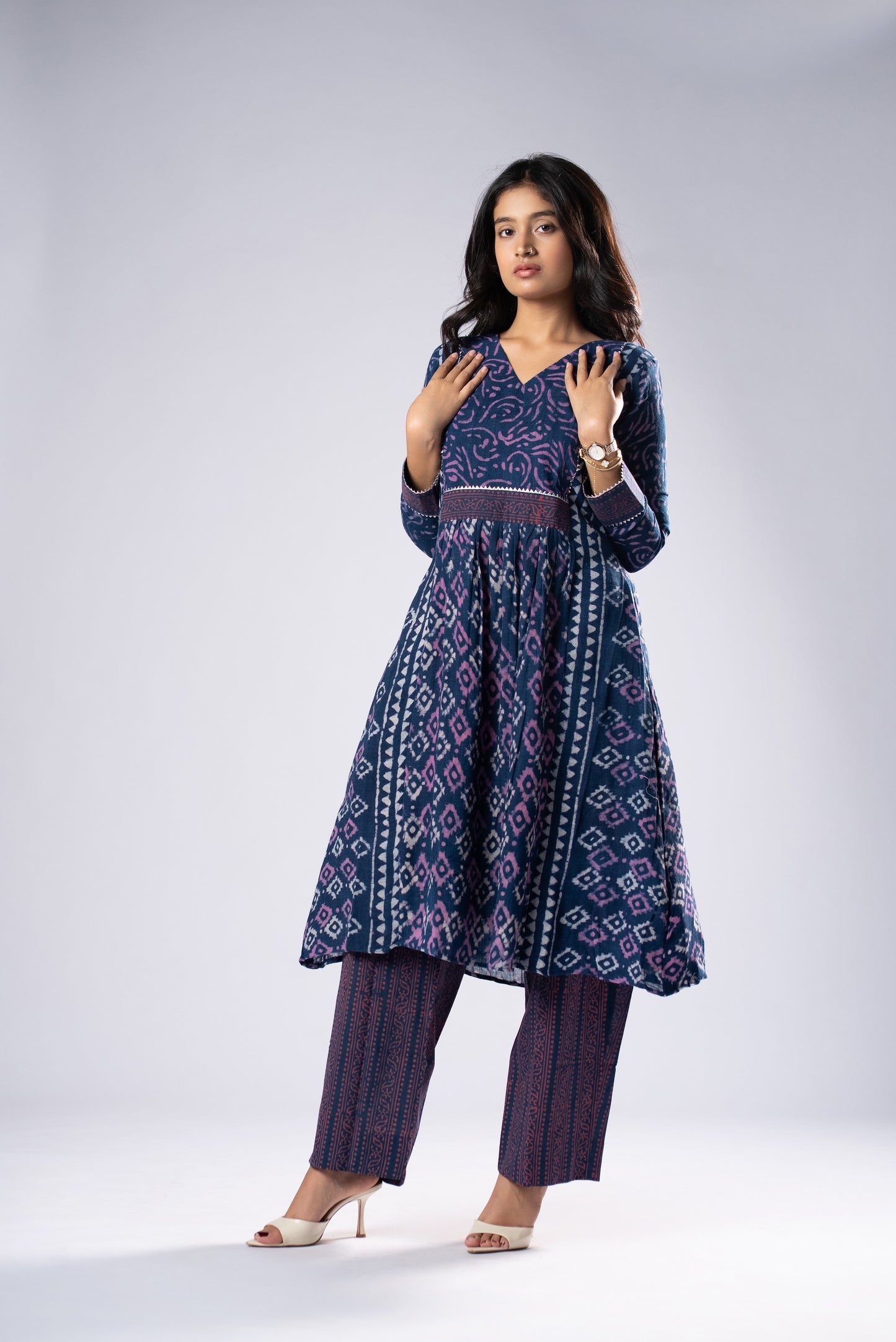 Neelrasa Pant Kurta Set