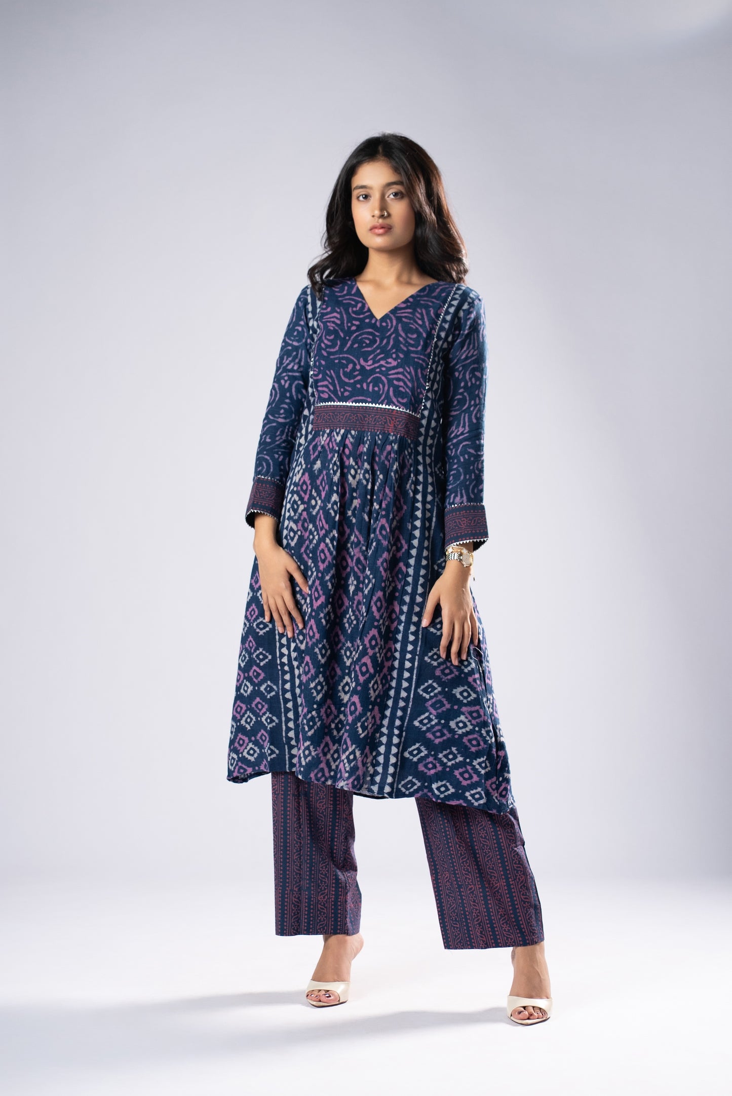 Neelrasa Pant Kurta Set