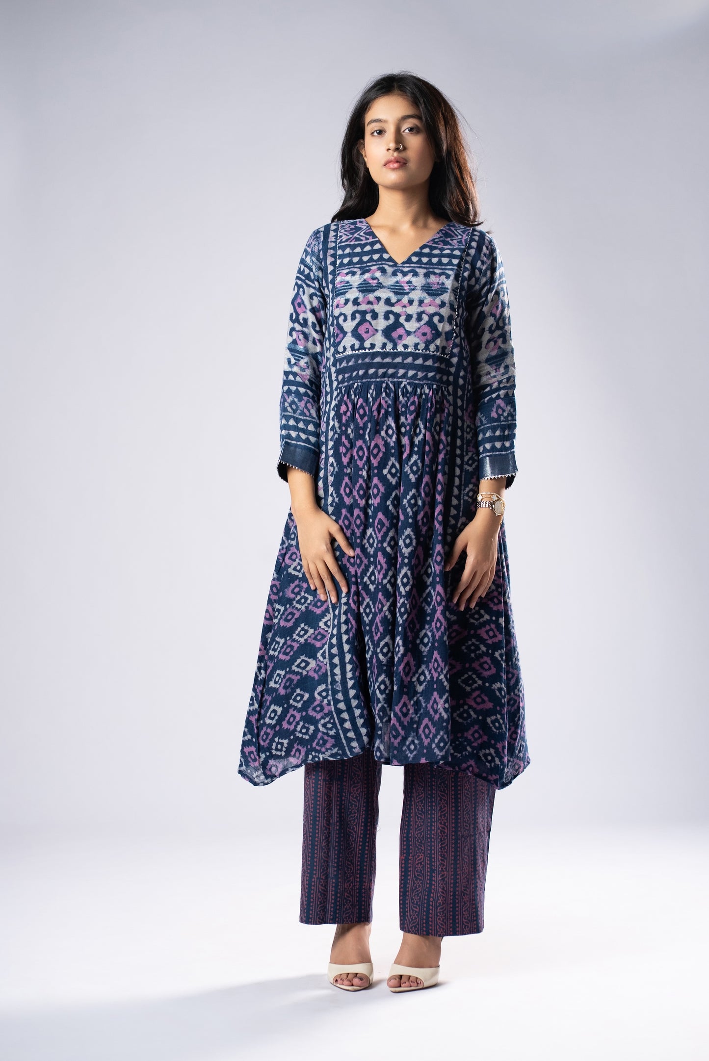 Neelrasa Pant Kurta Set