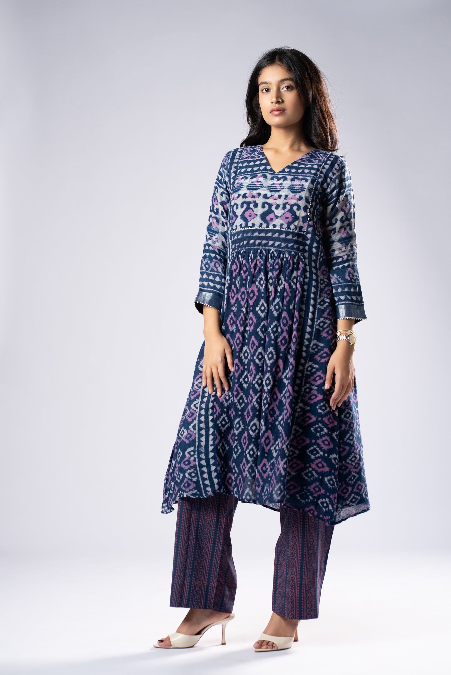Neelrasa Pant Kurta Set