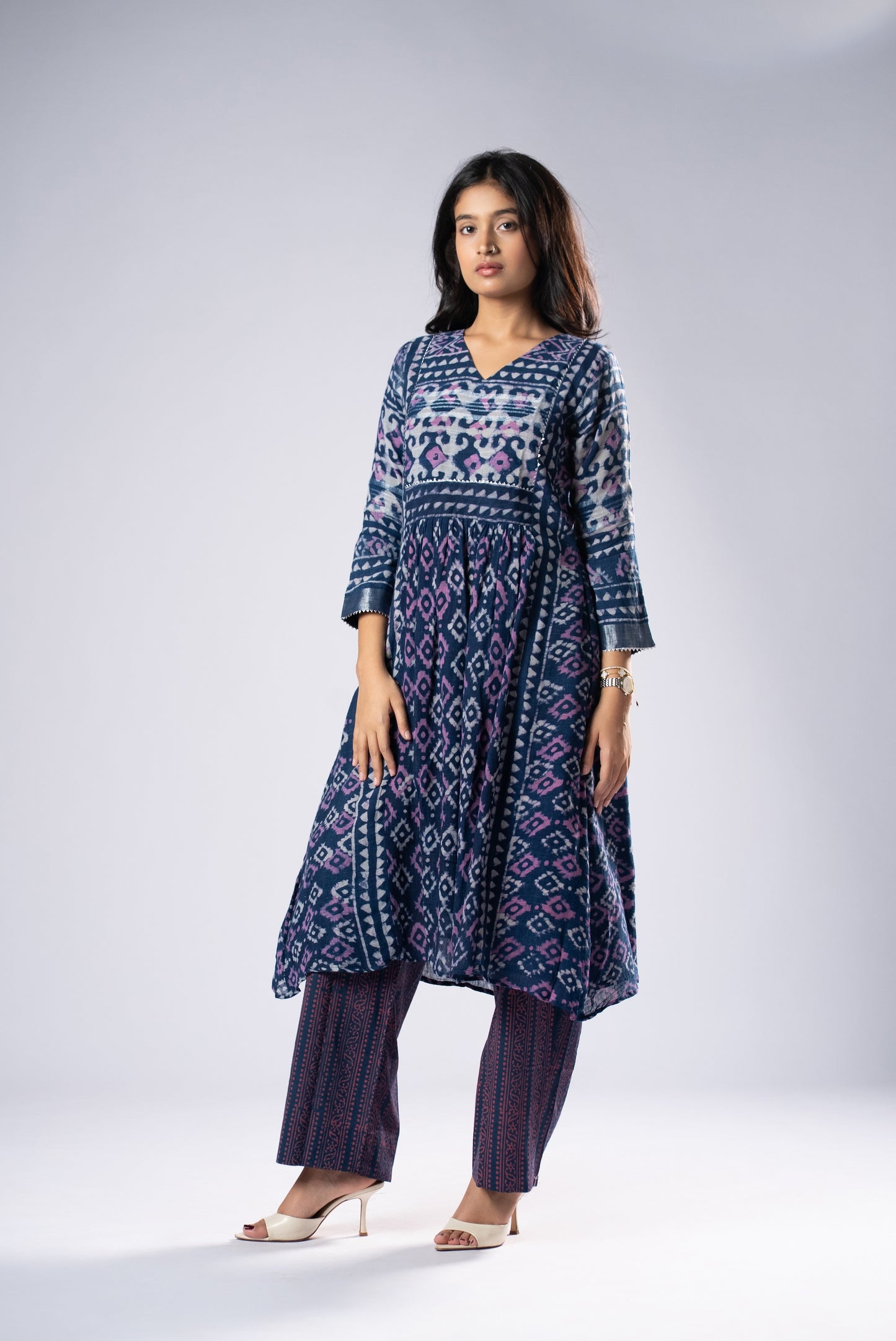 Neelrasa Pant Kurta Set