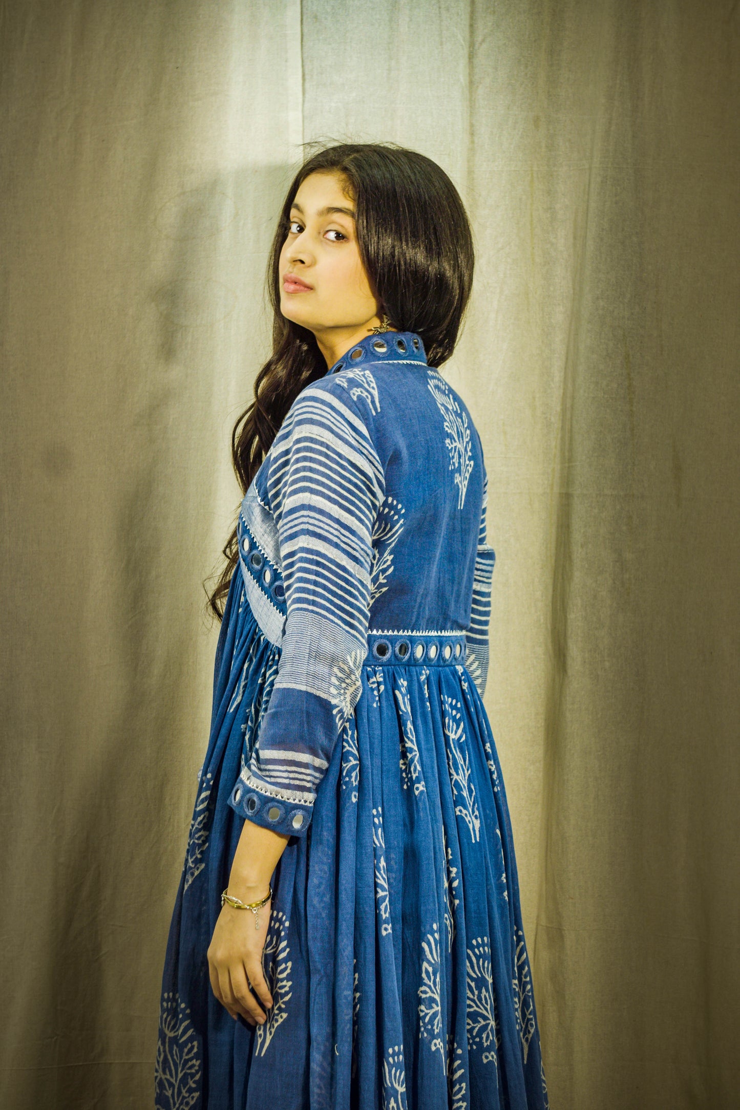 Neel Sheen Mirror Linen Dress
