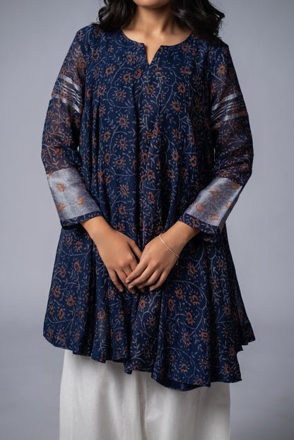 Neelvritta Flare Kurta