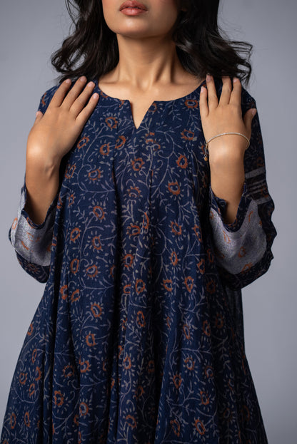 Neelvritta Flare Kurta