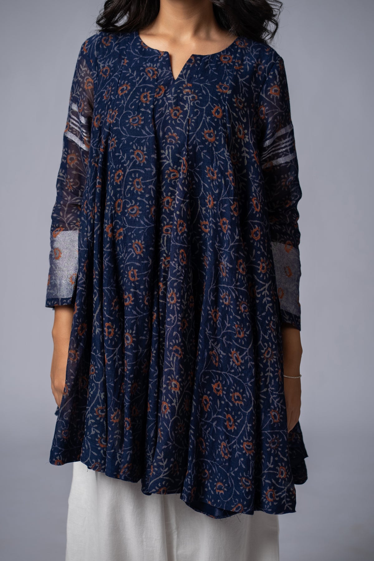 Neelvritta Flare Kurta