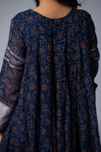 Neelvritta Flare Kurta