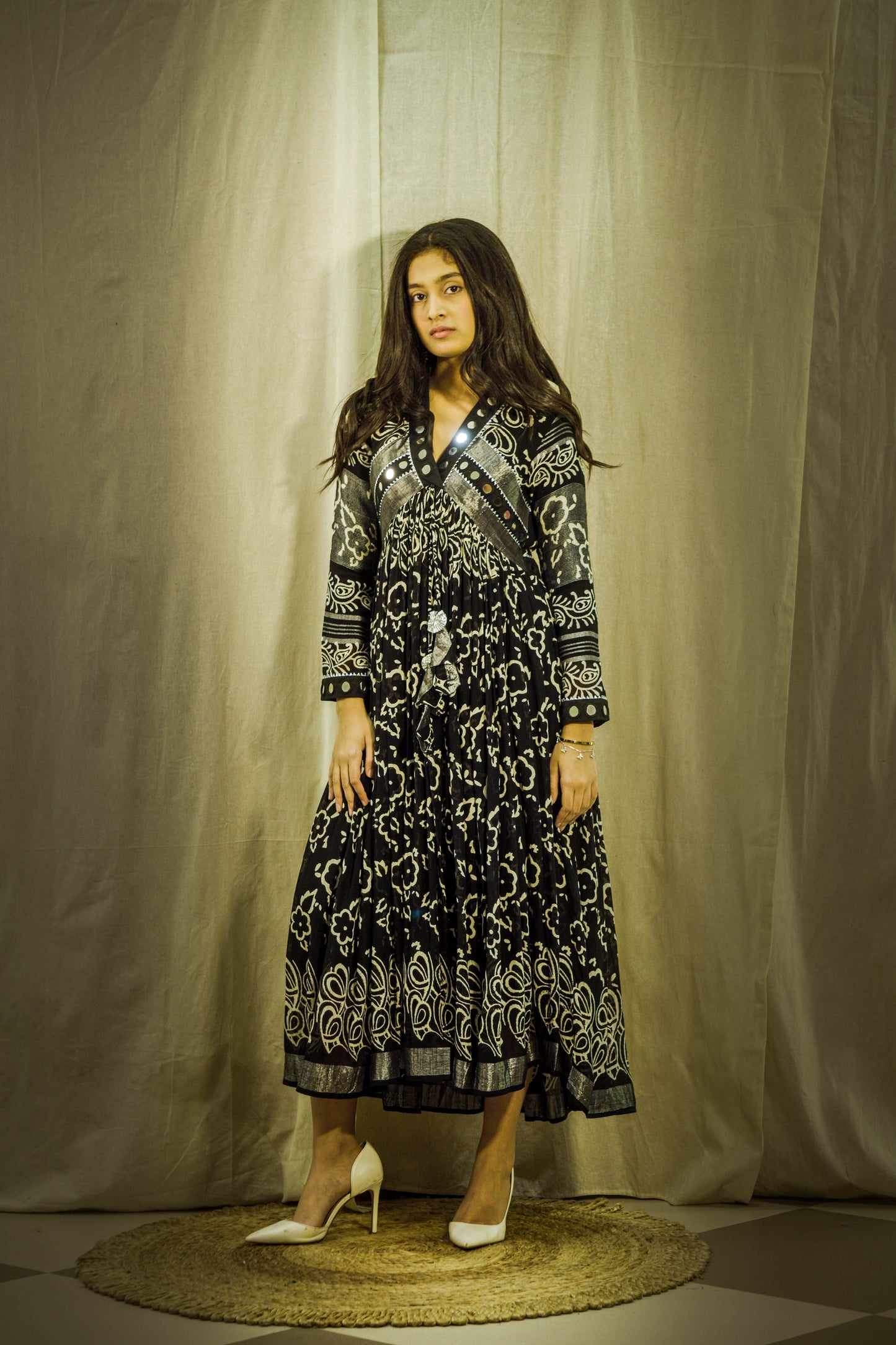 Kaali Sheen Mirror Linen Dress