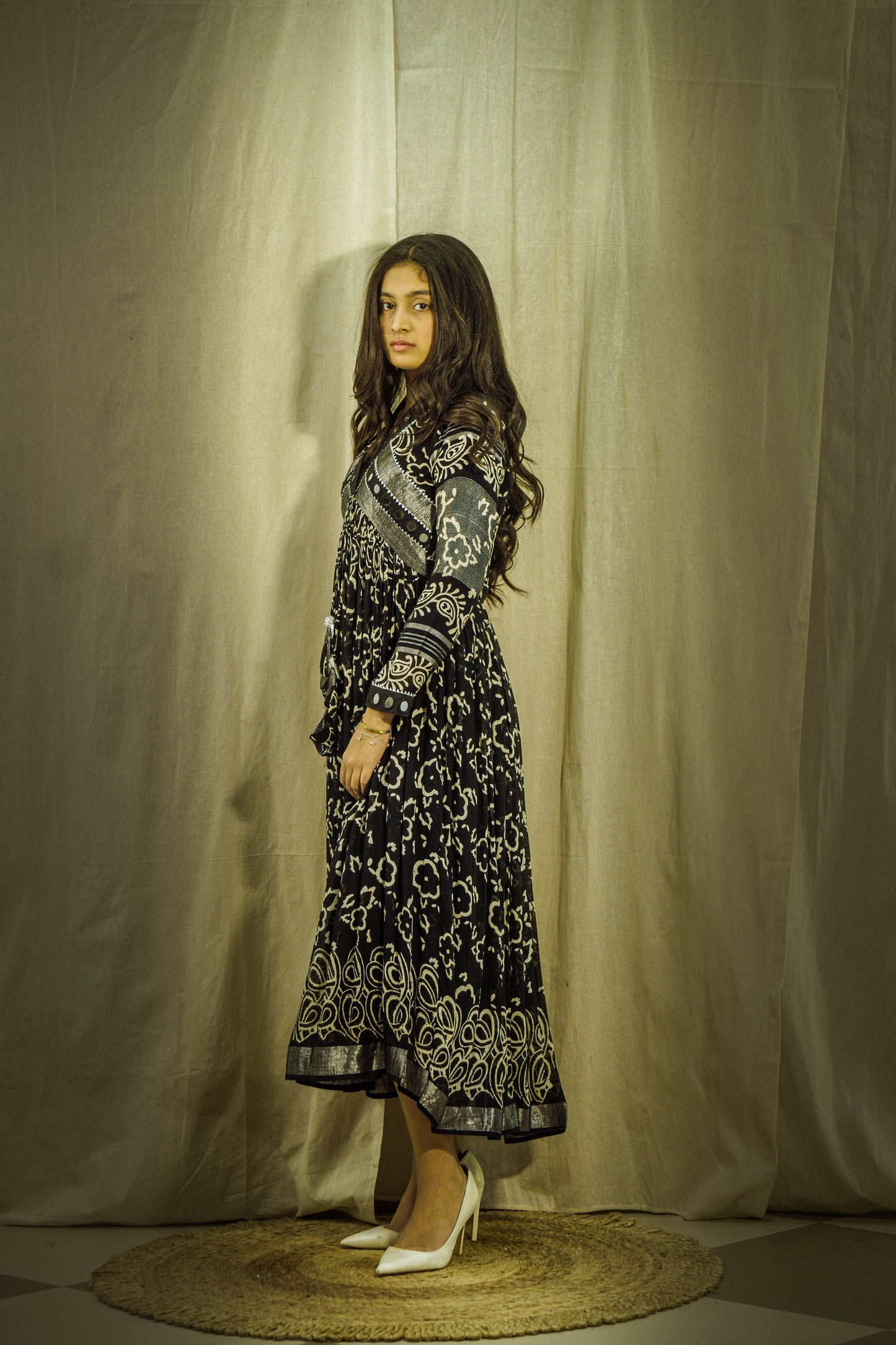 Kaali Sheen Mirror Linen Dress