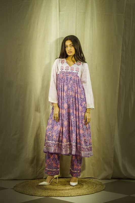 Aabha Kalamkari Linen Yoke Set