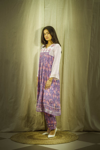 Aabha Kalamkari Linen Yoke Set