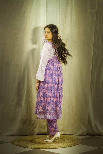Aabha Kalamkari Linen Yoke Set