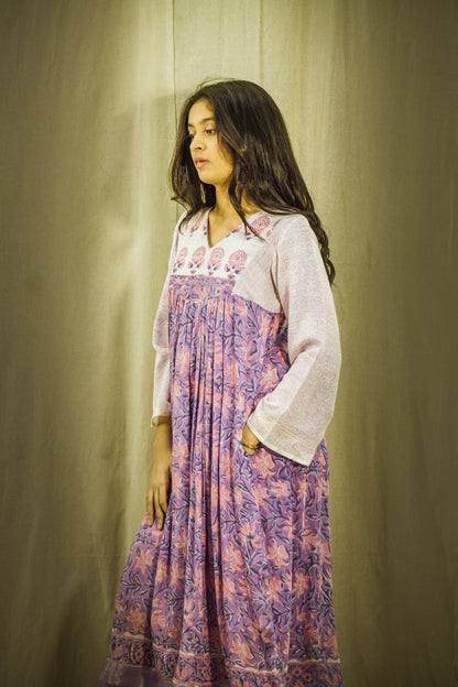 Aabha Kalamkari Linen Yoke Set
