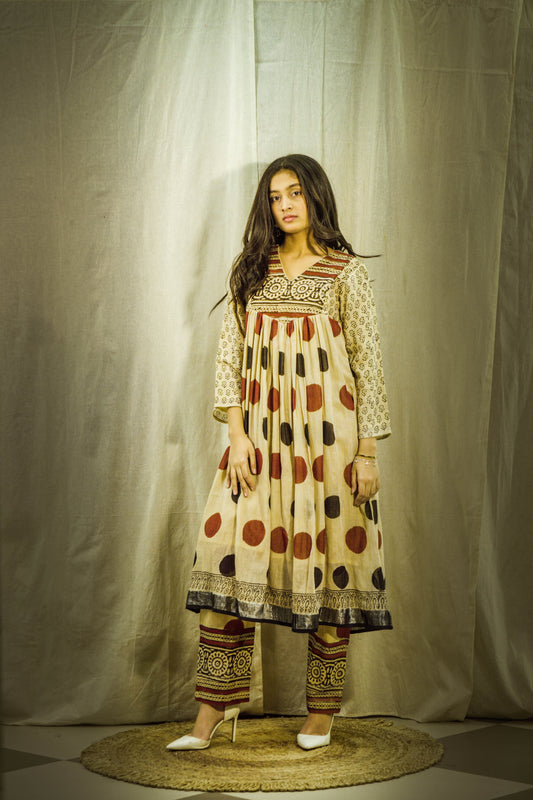 Aabha Polka Linen Yoke Set