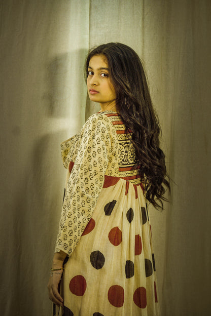 Aabha Polka Linen Yoke Set