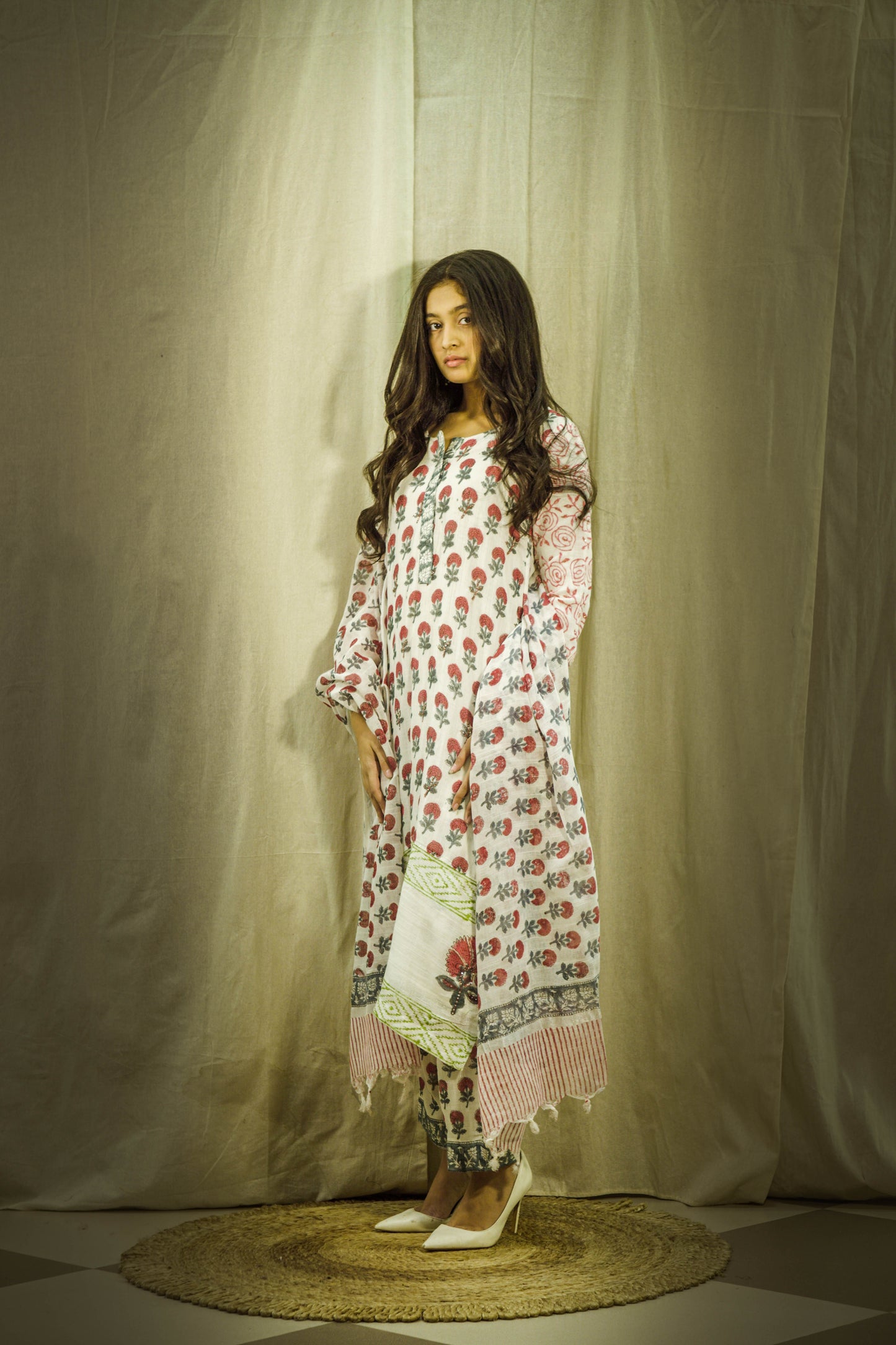 Mehr Rang Mughal Linen Kurta Set