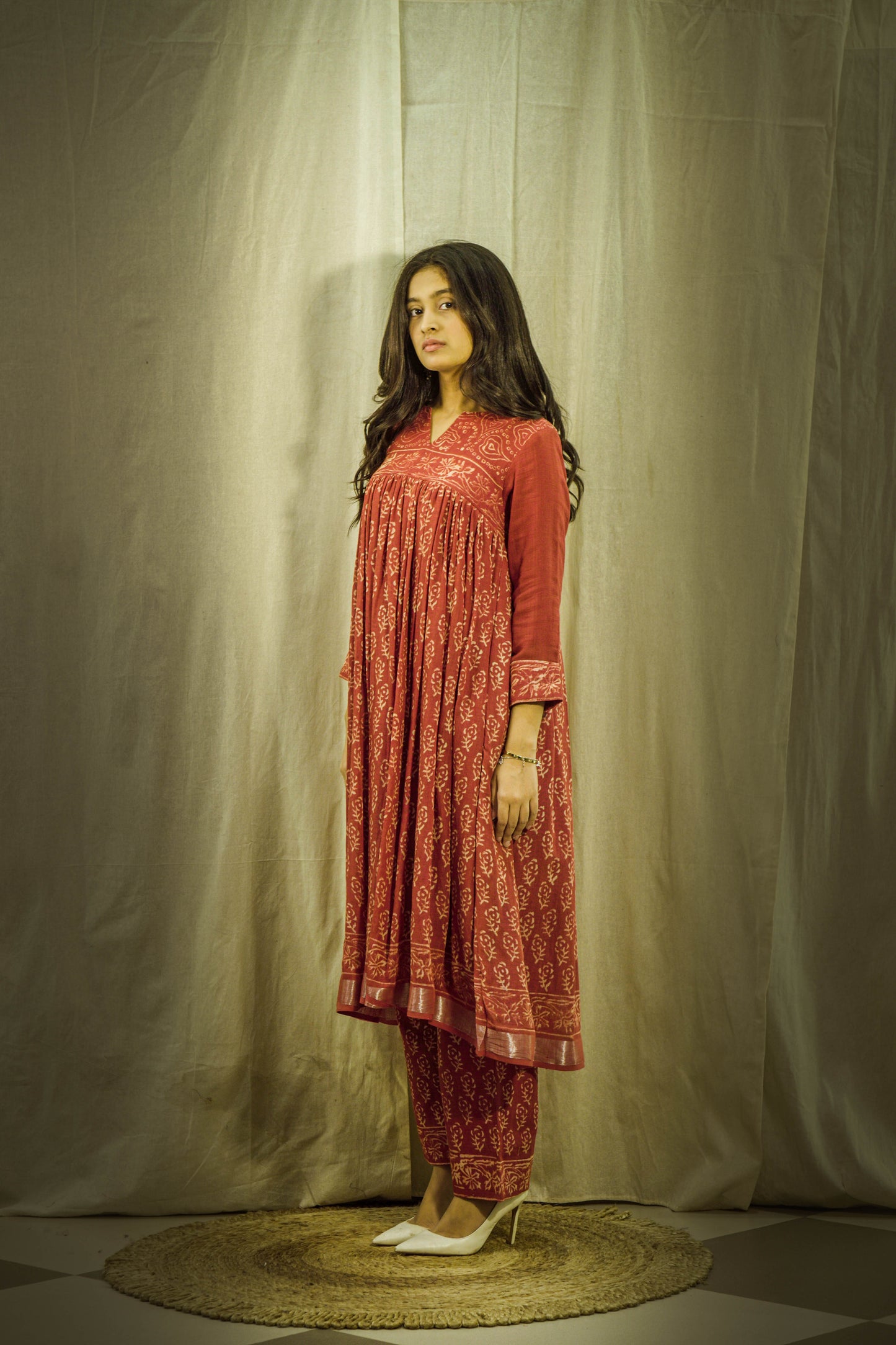 Kesari Kediya Linen Kurta Set