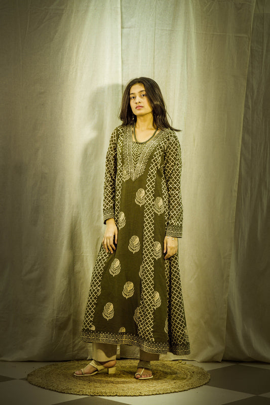 Olive Handcrafted Kutch Cotton Kali Set