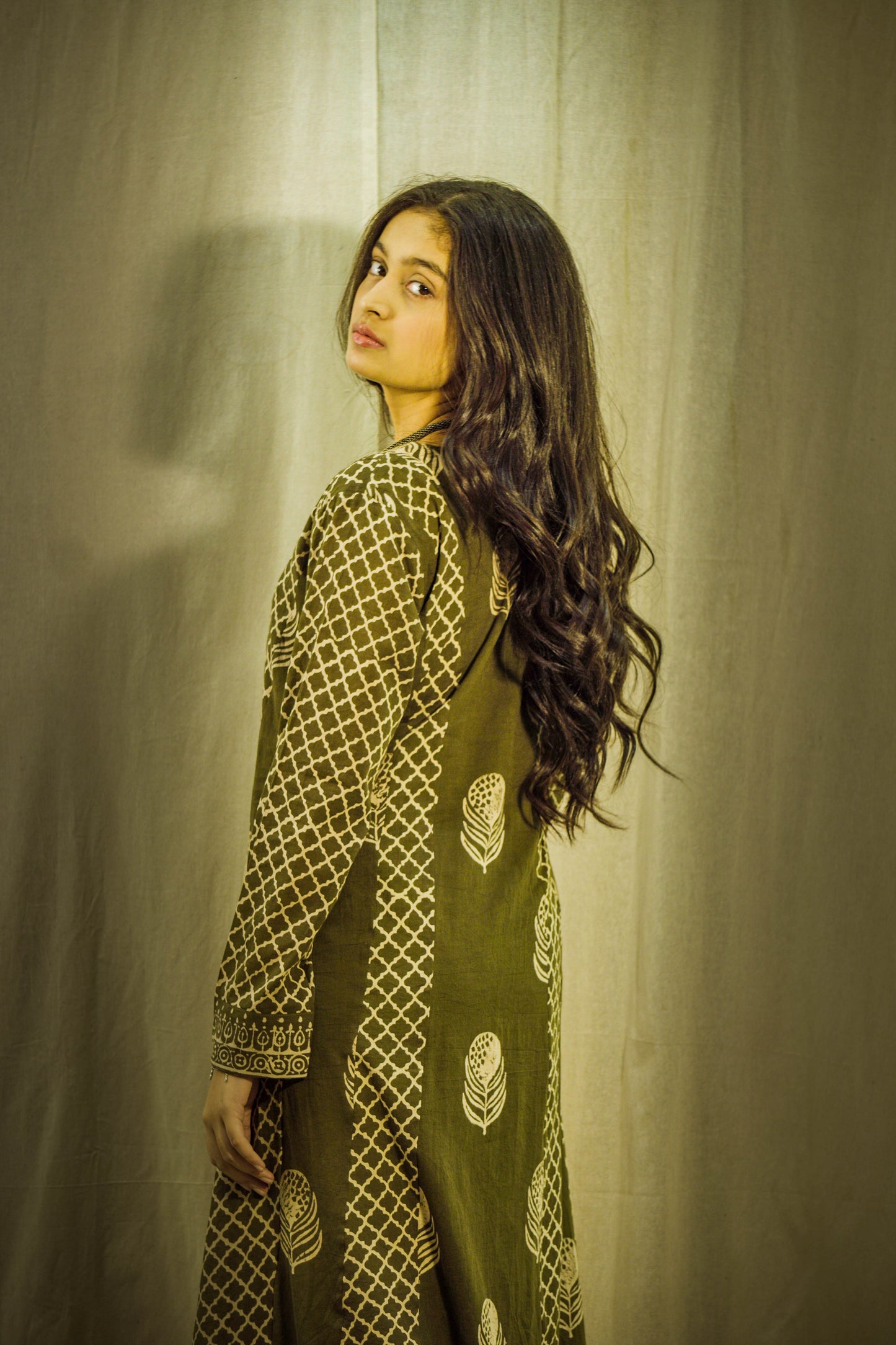 Olive Handcrafted Kutch Cotton Kali Set